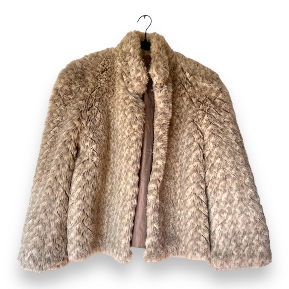 Vintage 1970’s Faux Fur Cream/Gray Chevron Winter Coat